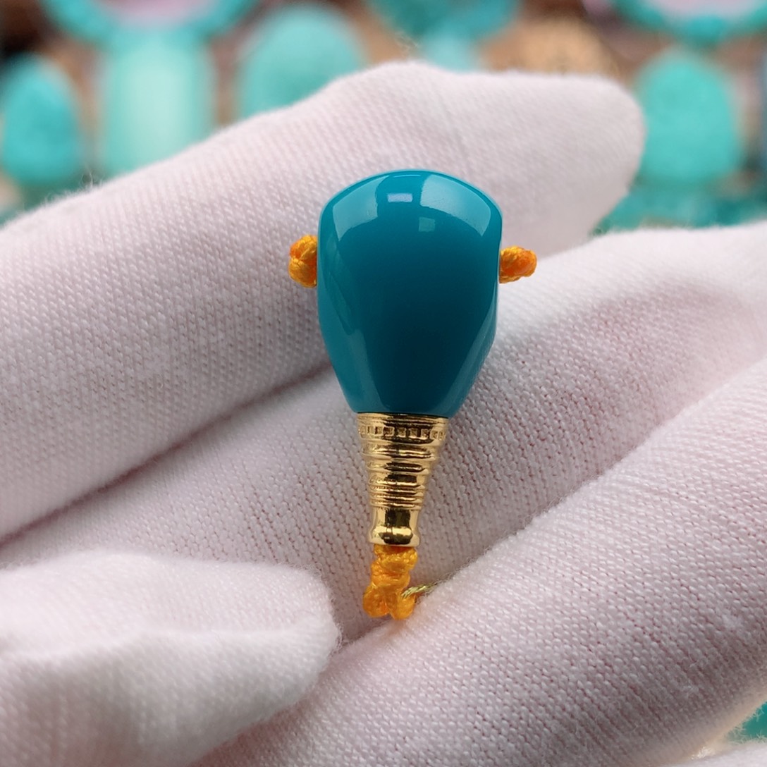 绿松石珠宝奇石18K金镶嵌