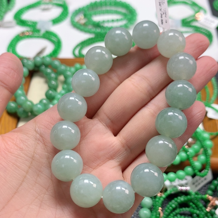 翡翠未镶嵌手链翡翠