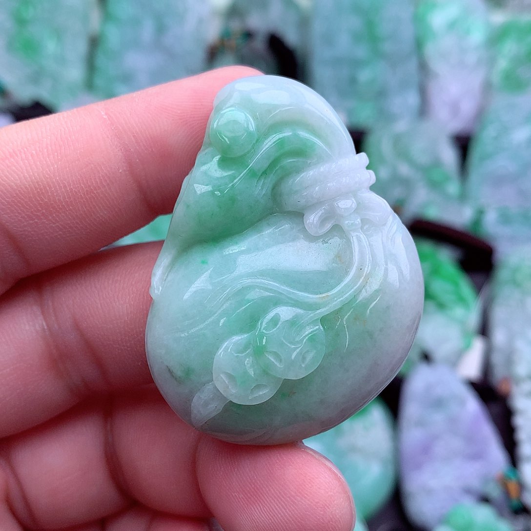 翡翠吊坠(不含链)未镶嵌