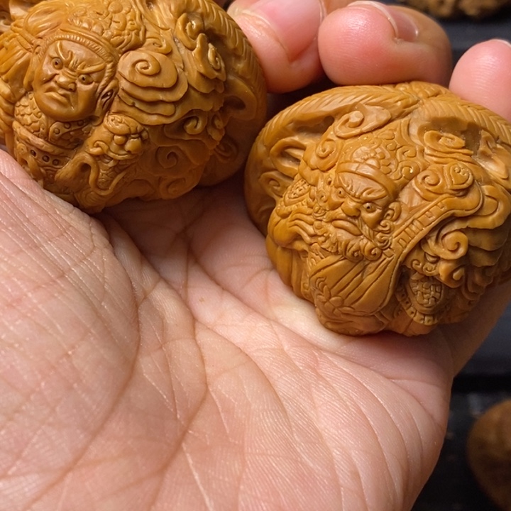 文玩核桃把件朝*四大天王