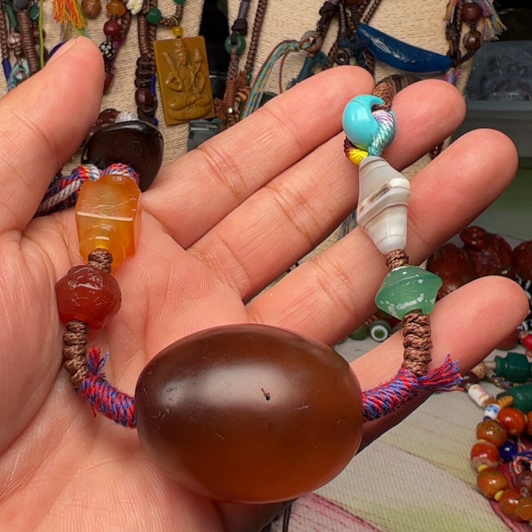 玛瑙/玉髓颈饰未镶嵌