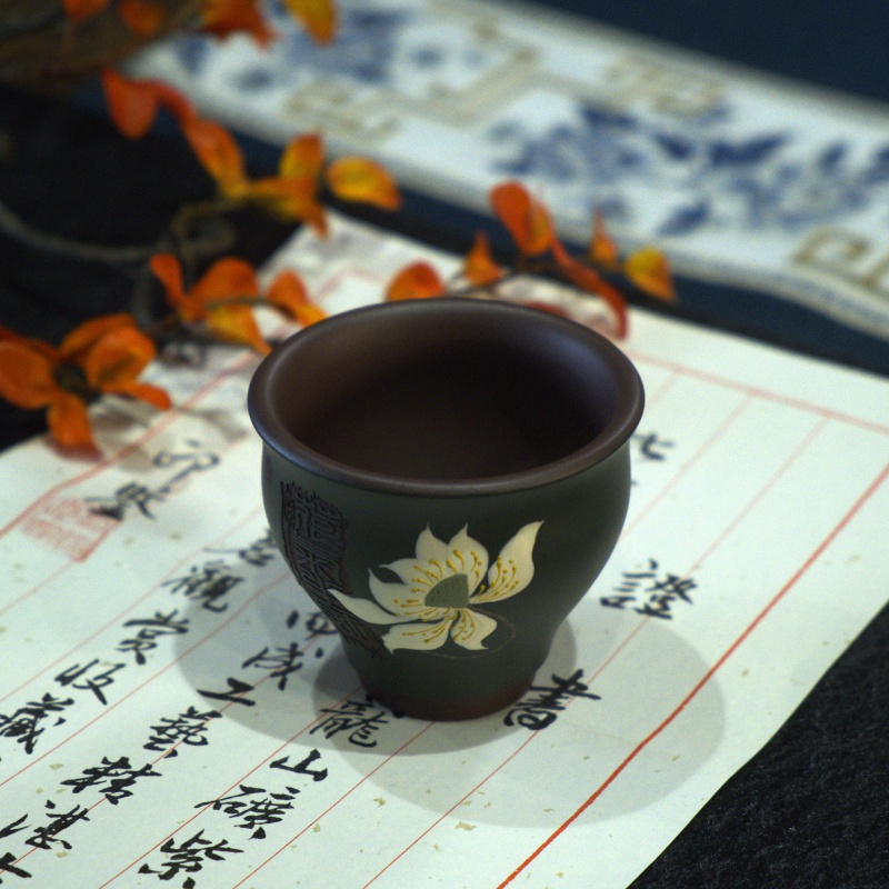 【宜兴原矿】绿泥粉浆五色段泥全手工紫砂主人杯 出水芙蓉 匠心独运