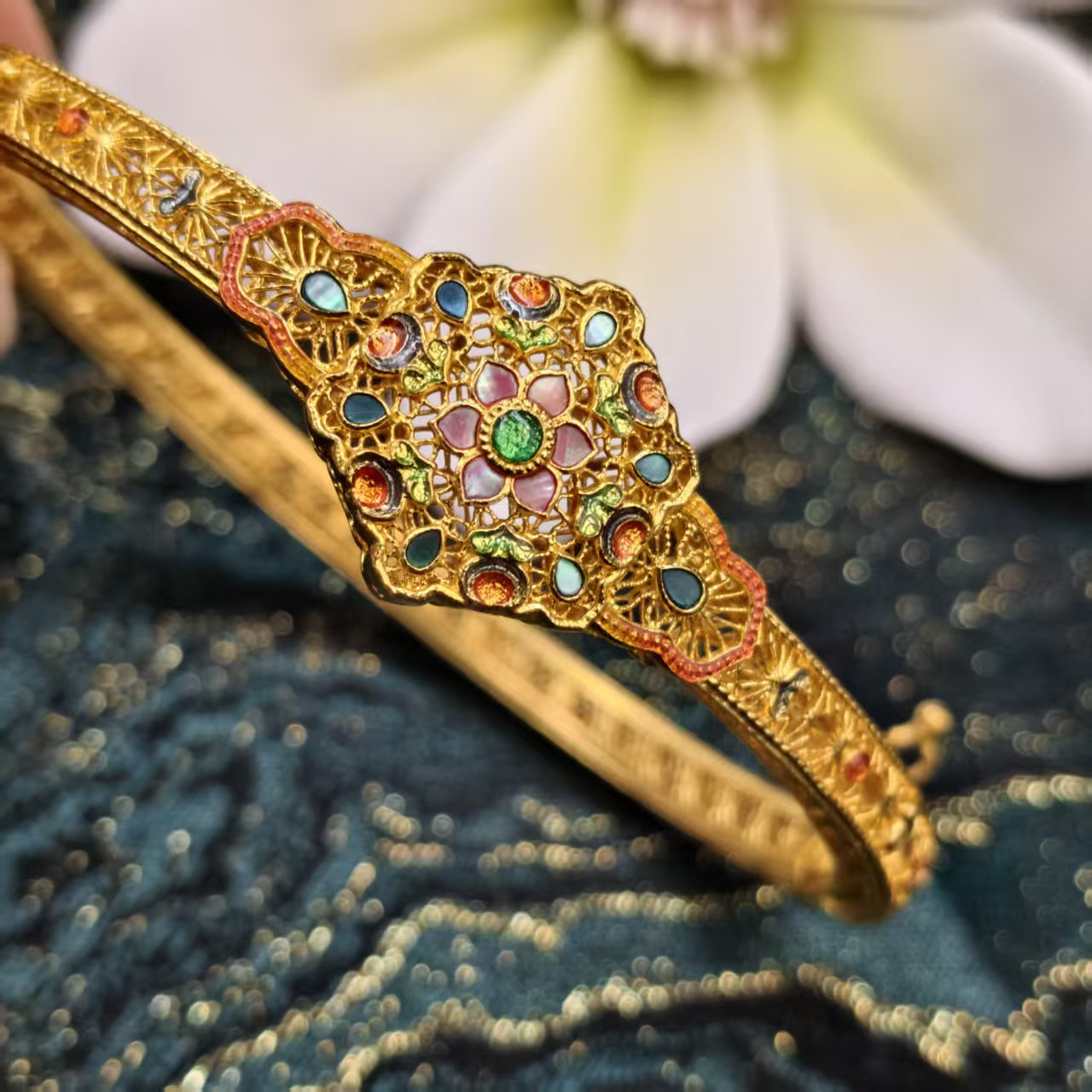 【恒潮珠宝】17.47g足金古法螺钿手镯H0964805