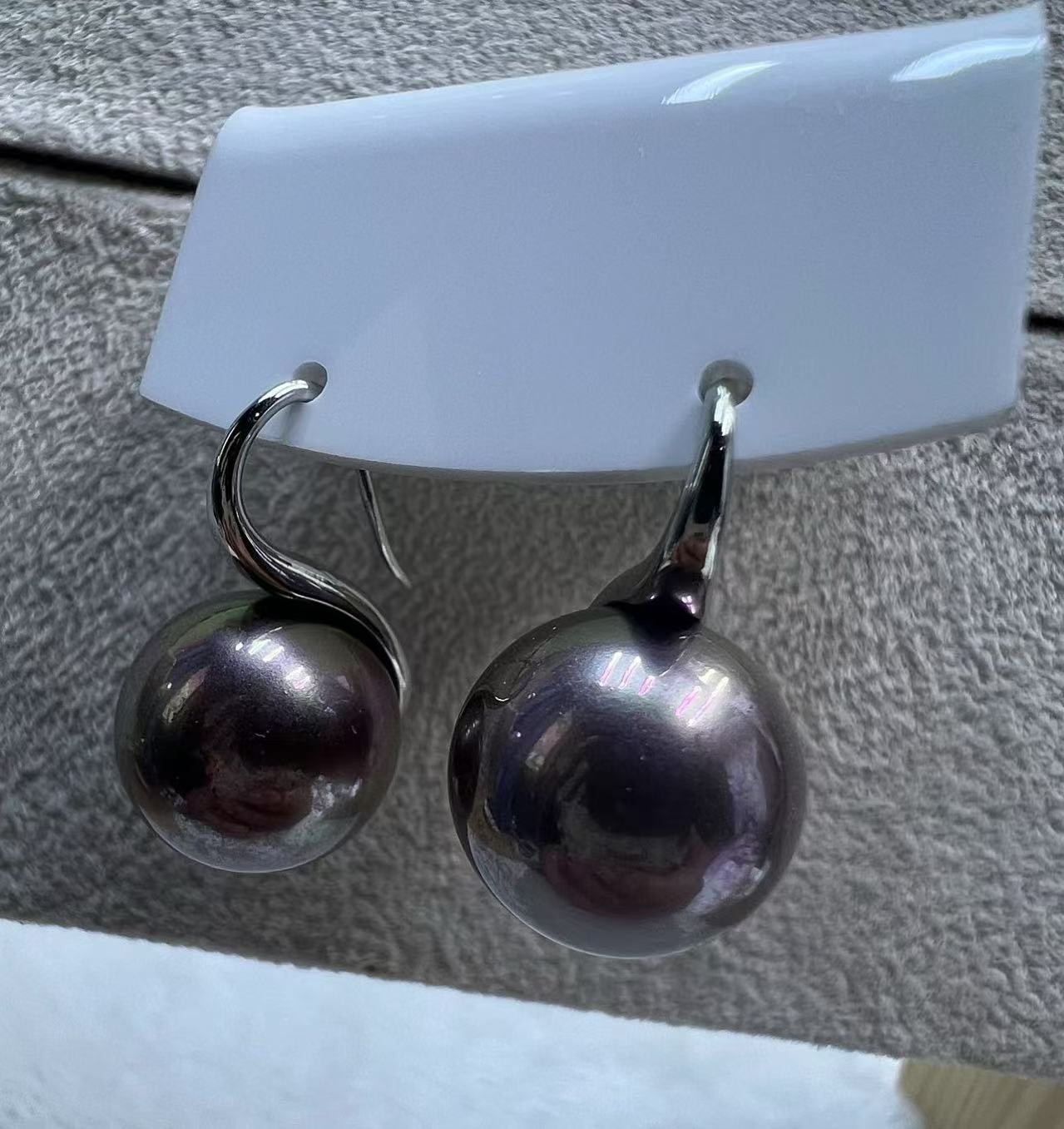 非金属耳饰 炫彩紫高跟鞋耳环银正圆气质耳饰