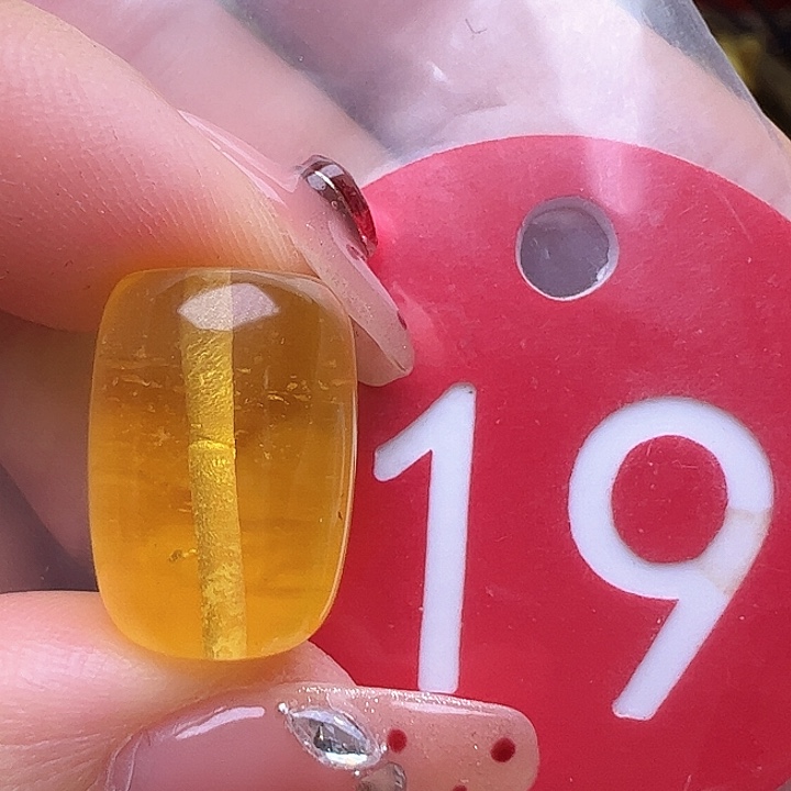 未镶嵌蜜蜡裸石微瑕 11/15mm桶珠