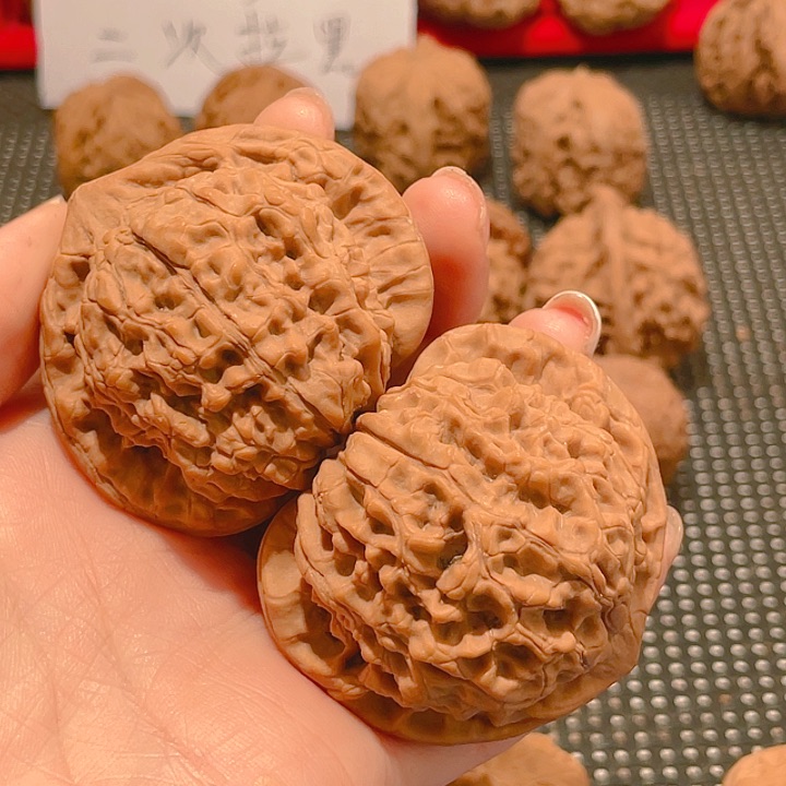 文玩核桃吊坠佛**年文玩核桃