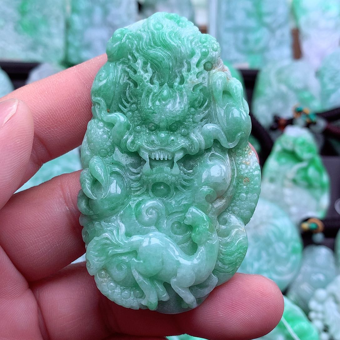 翡翠吊坠(不含链)未镶嵌