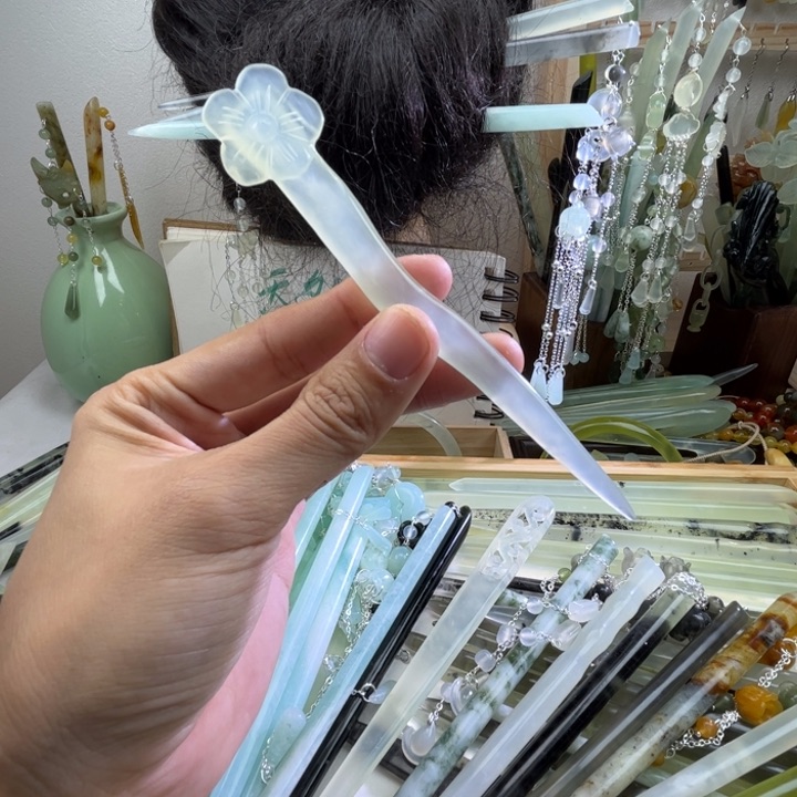 蛇纹石玉发饰未镶嵌