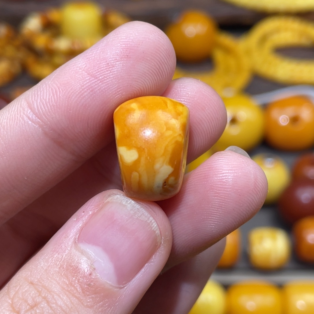 开***-蜜蜡未镶嵌裸石墩子