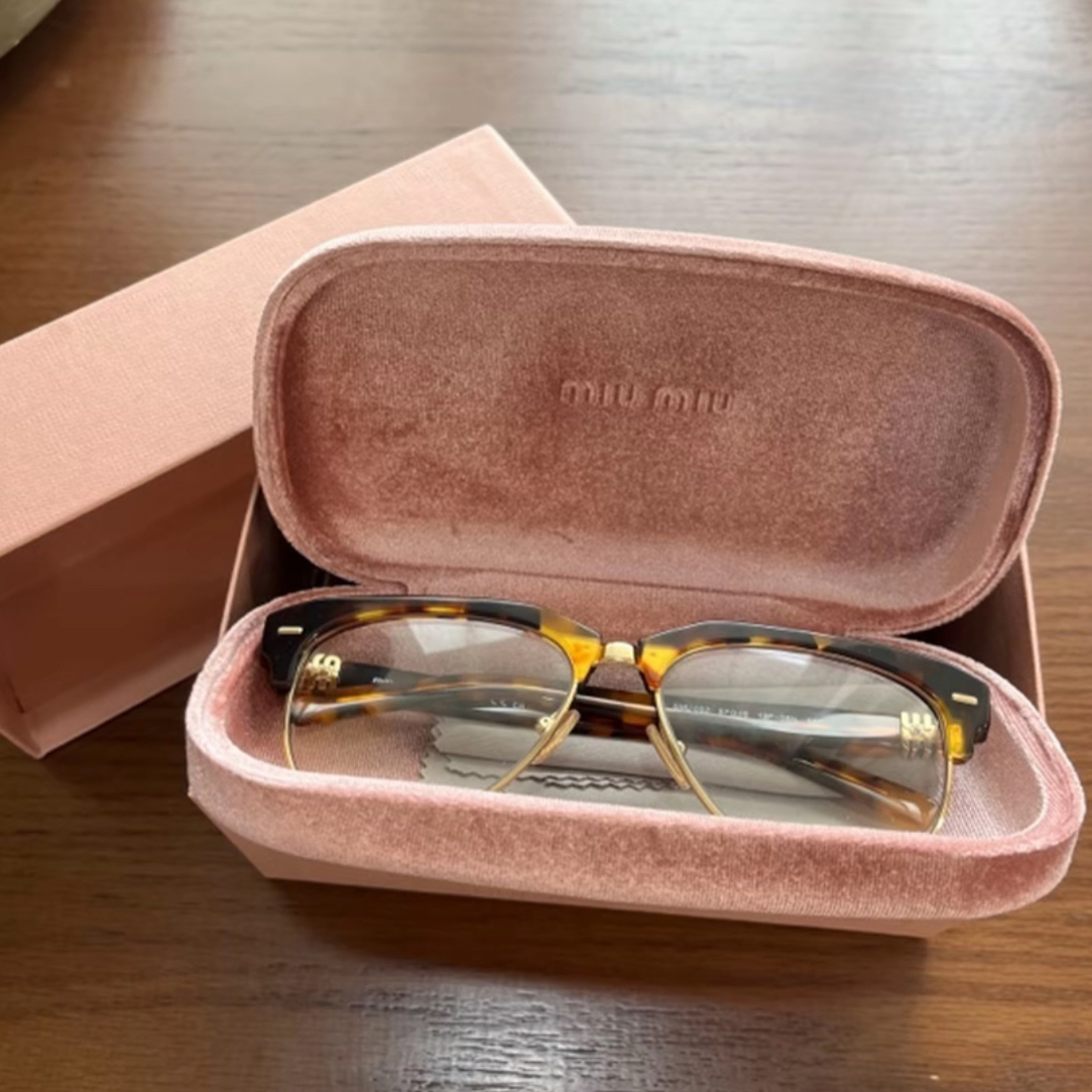 95新 MIU MIU/缪缪 95新 MIU MIU/缪缪 miumiu眼镜全套