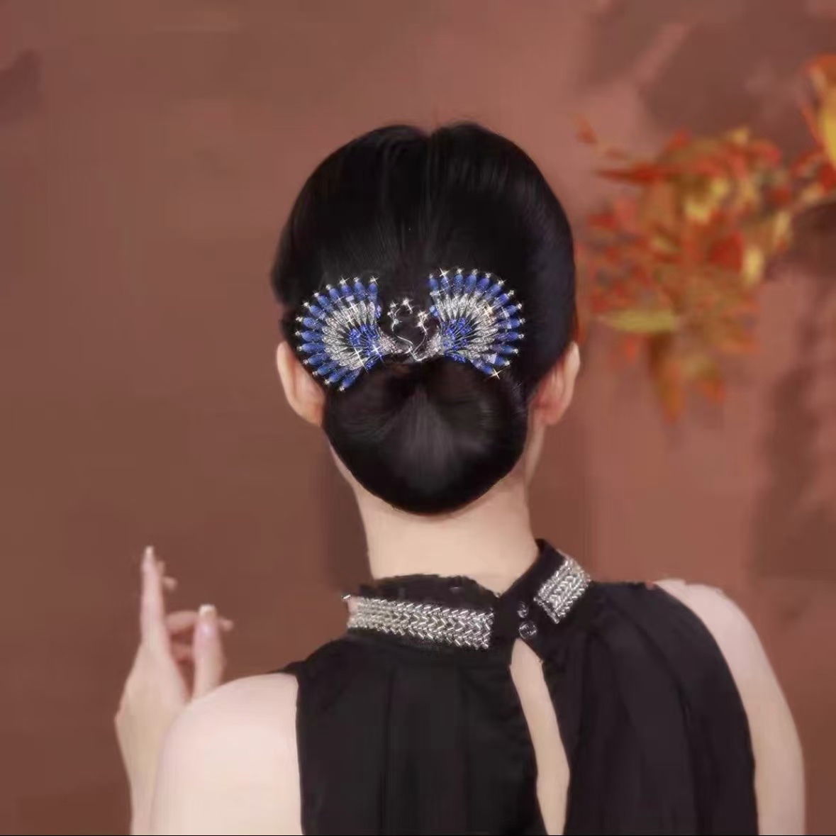 孔雀开屏盘发神器时尚发饰懒人扭扭夹2024新款妈妈丸子头发夹女