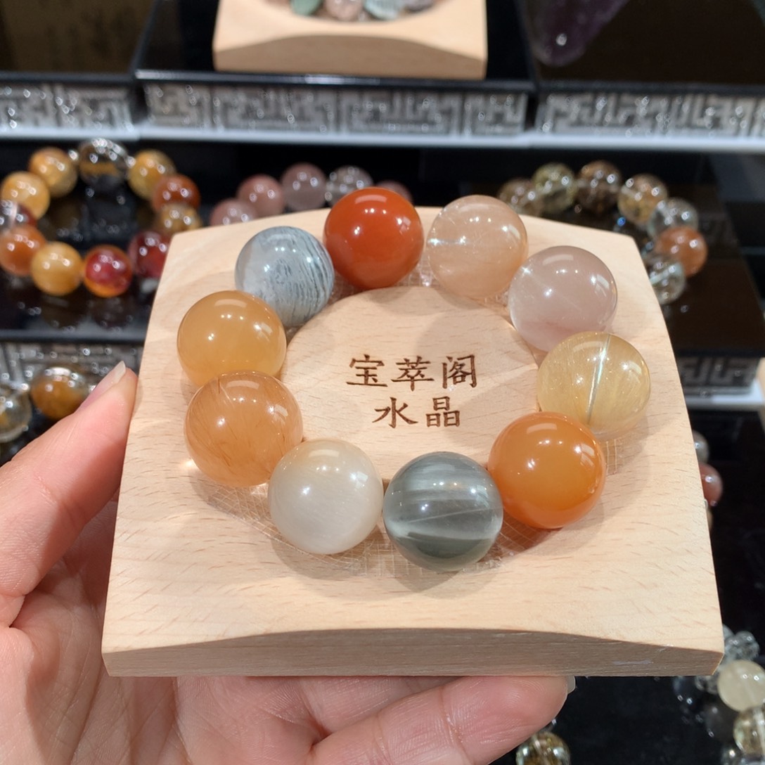 未镶嵌手串水晶羊***?卡19米彩兔毛水晶