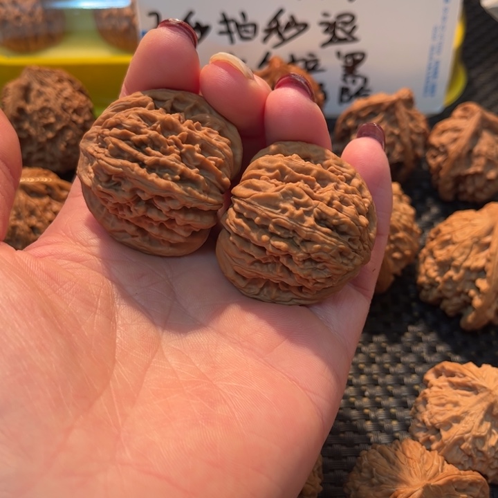 文玩核桃把件四座楼狮子头