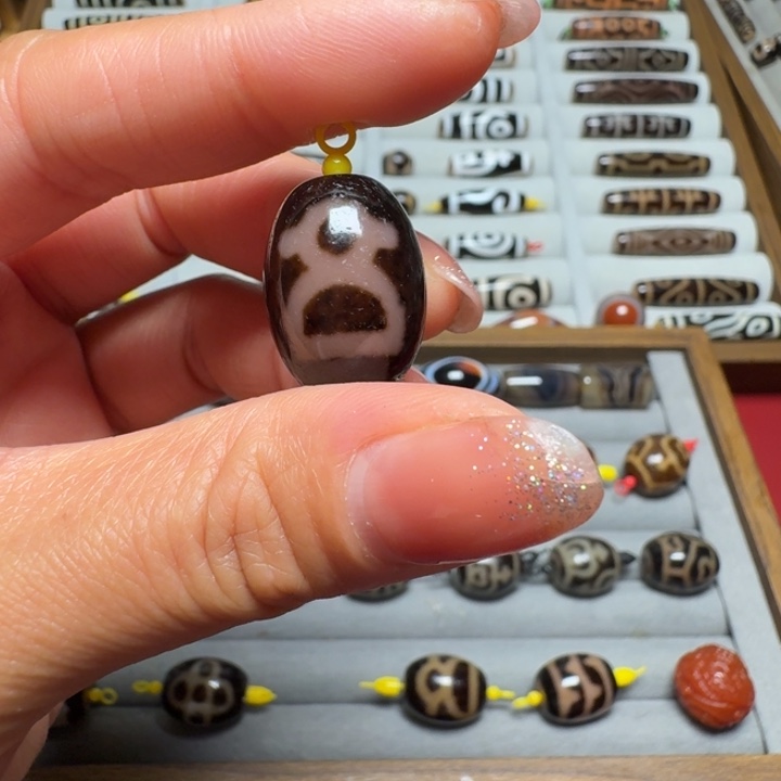 福***福玛瑙/玉髓未镶嵌颈饰