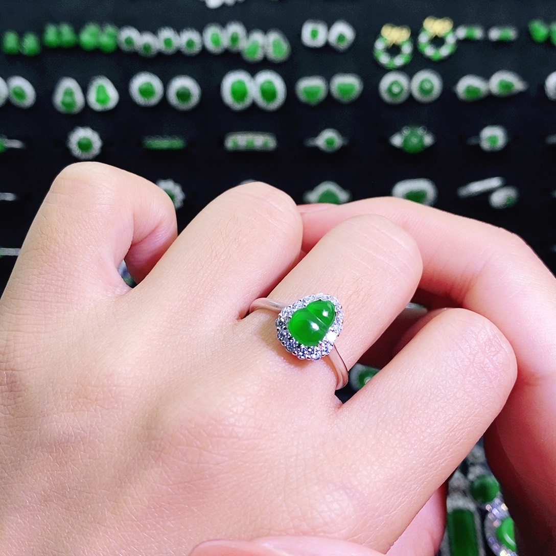 翡翠银S925镶嵌戒指多样性