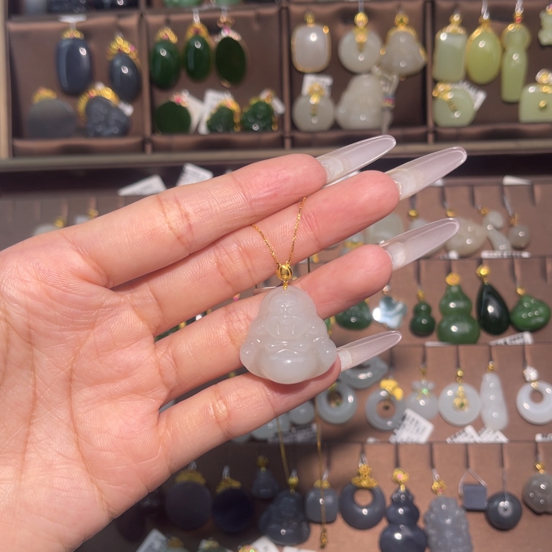 和田玉18K金镶嵌吊坠(赠链)