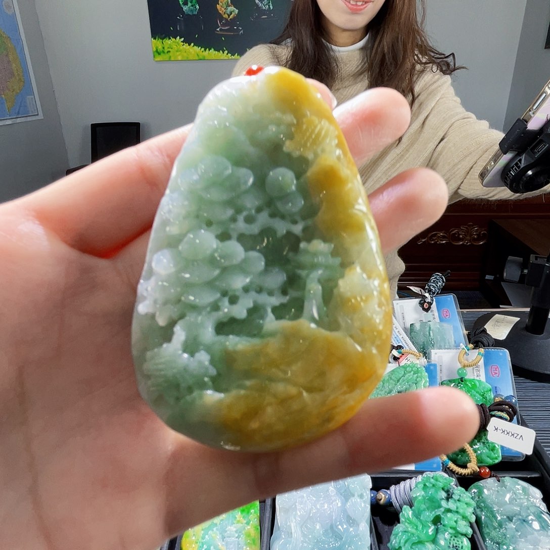 颈饰未镶嵌翡翠翡翠