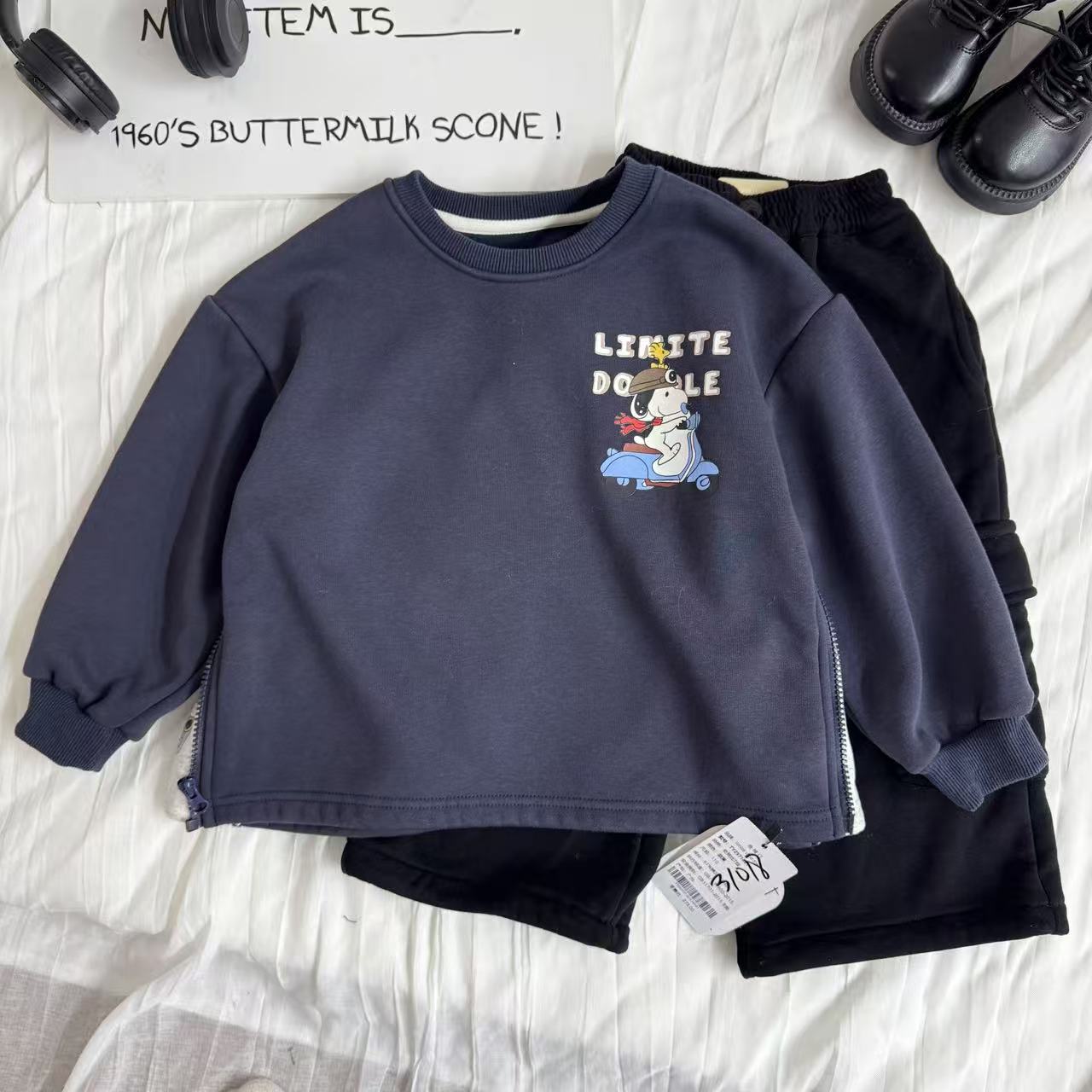 2025年冬季儿童新款休闲百搭宽松时尚31018侧拉链卫衣