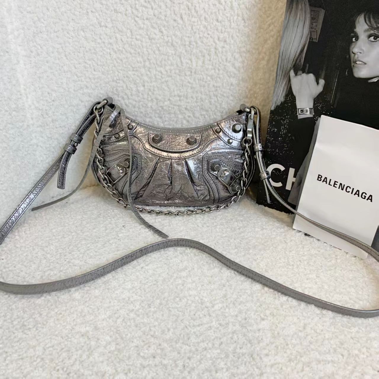 99新 Balenciaga/巴黎世家 壹臻/银色mini月牙机车包 45751097
