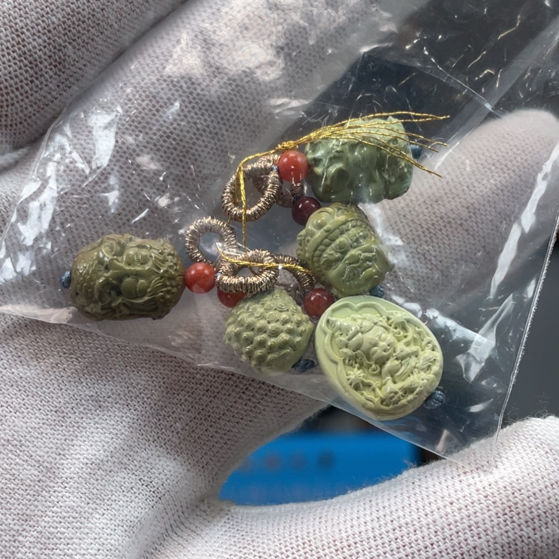 未镶嵌绿松石挂件