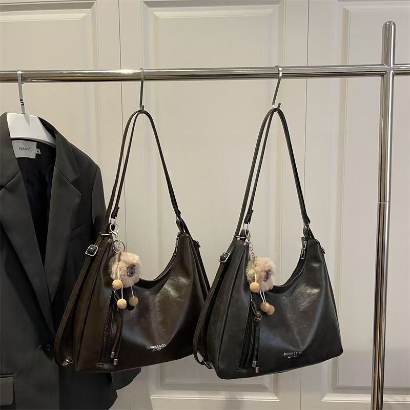 文艺风做旧时尚质感网红双肩包简约风都市简约饺子包