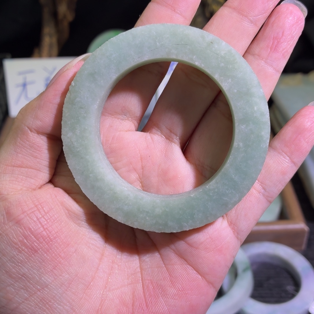 定制翡翠未镶嵌缅甸翡翠A货手镯毛胚定制