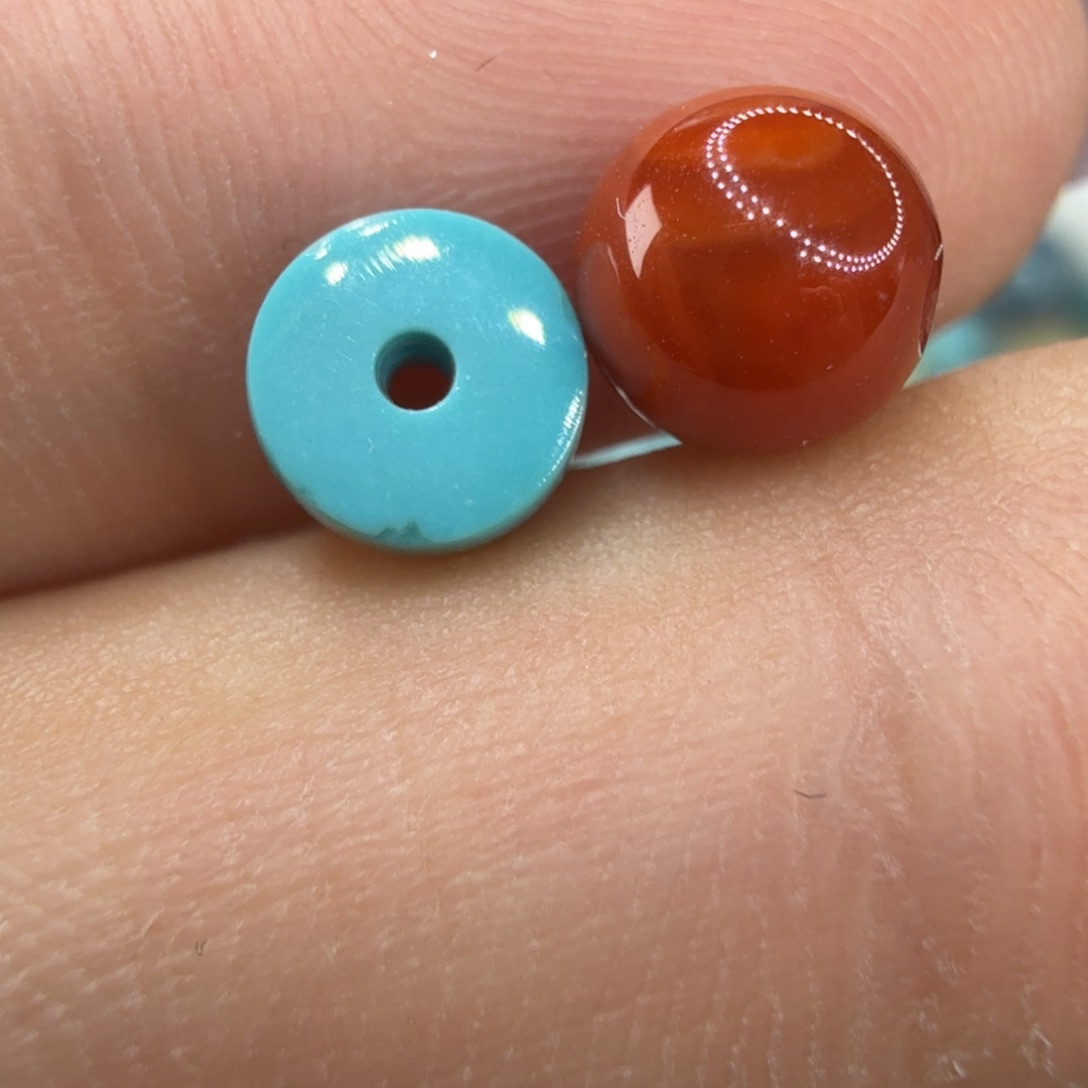 南红玛瑙配饰未镶嵌