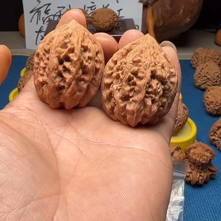 核桃大沽石全品无修38尺