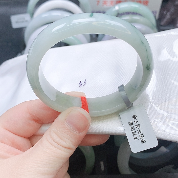 翡翠未镶嵌手镯20