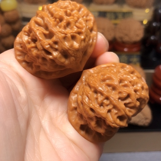 精品无药桃心大宫灯