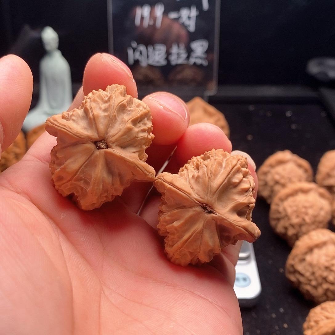 文玩核桃吊坠@*曜马老四35