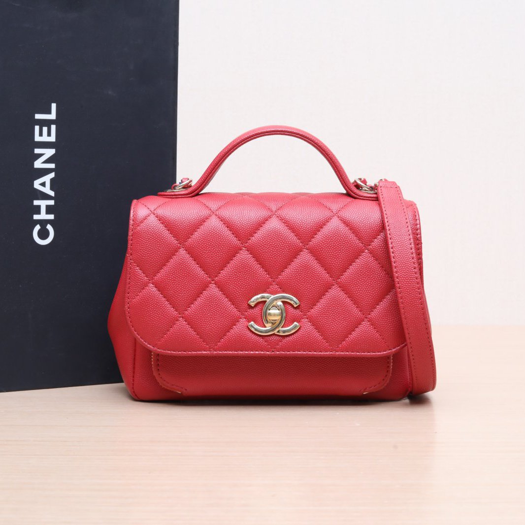 99新 Chanel/香奈儿 小花黑黑 口盖邮差包 配手柄小号红色 28开 