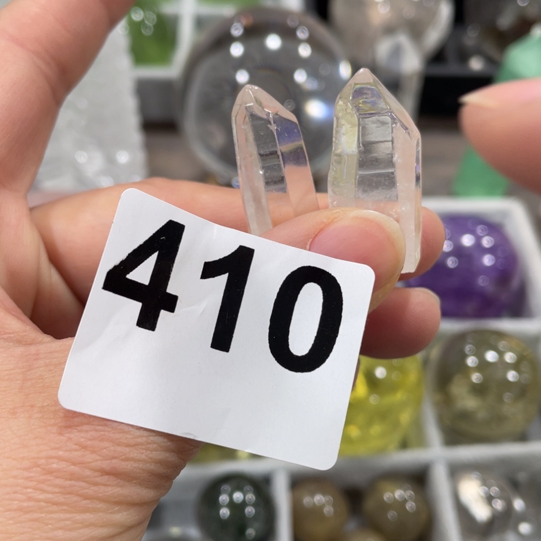 未镶嵌水晶珠宝半成品2个