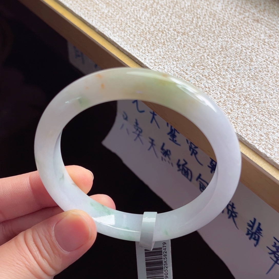 翡翠未镶嵌手镯手镯