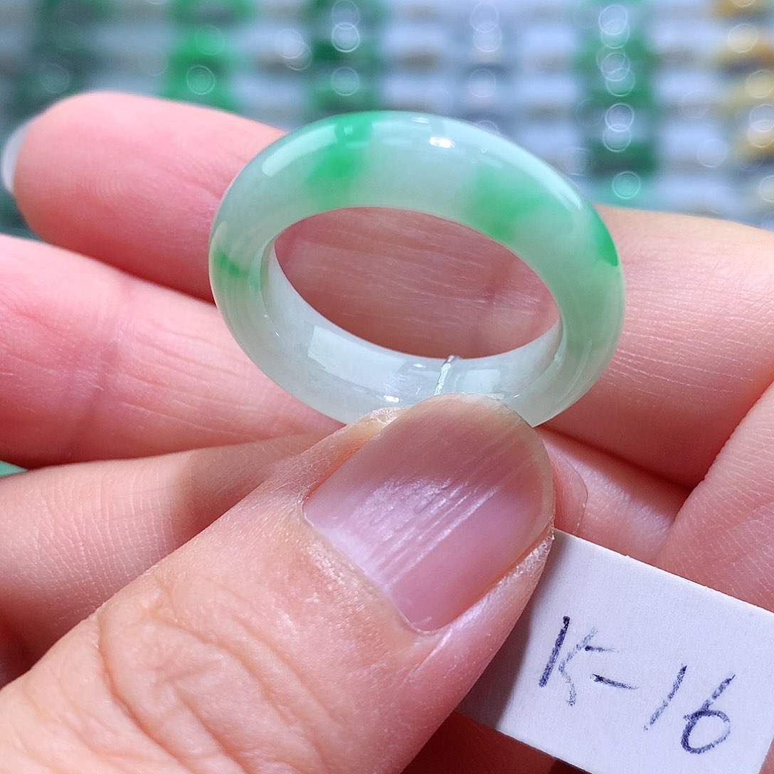 翡翠戒指未镶嵌15-16号