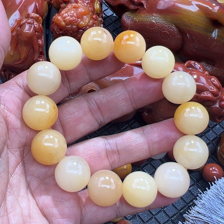 石英质玉（黄龙玉）颈饰合金