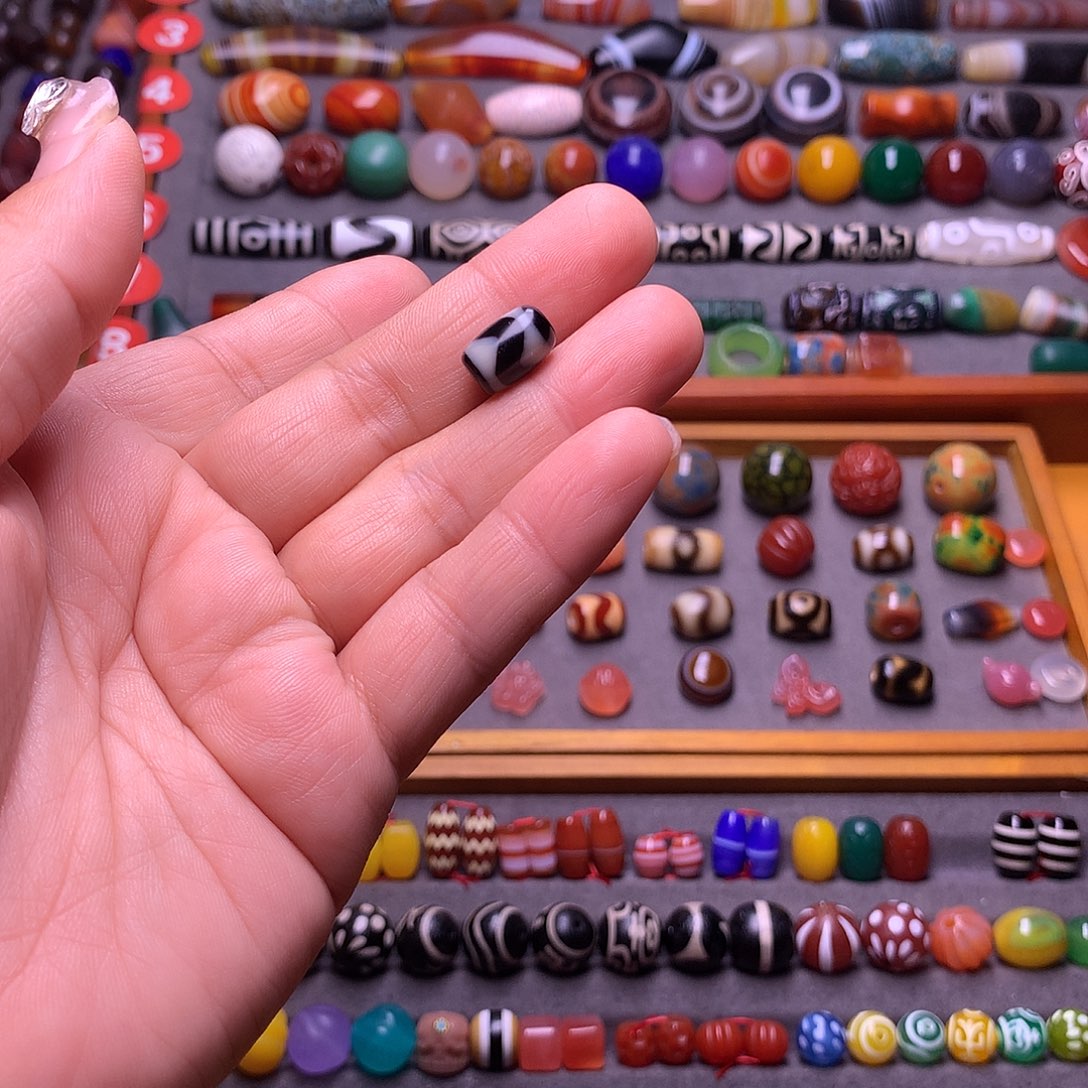 简***单玛瑙/玉髓未镶嵌颈饰