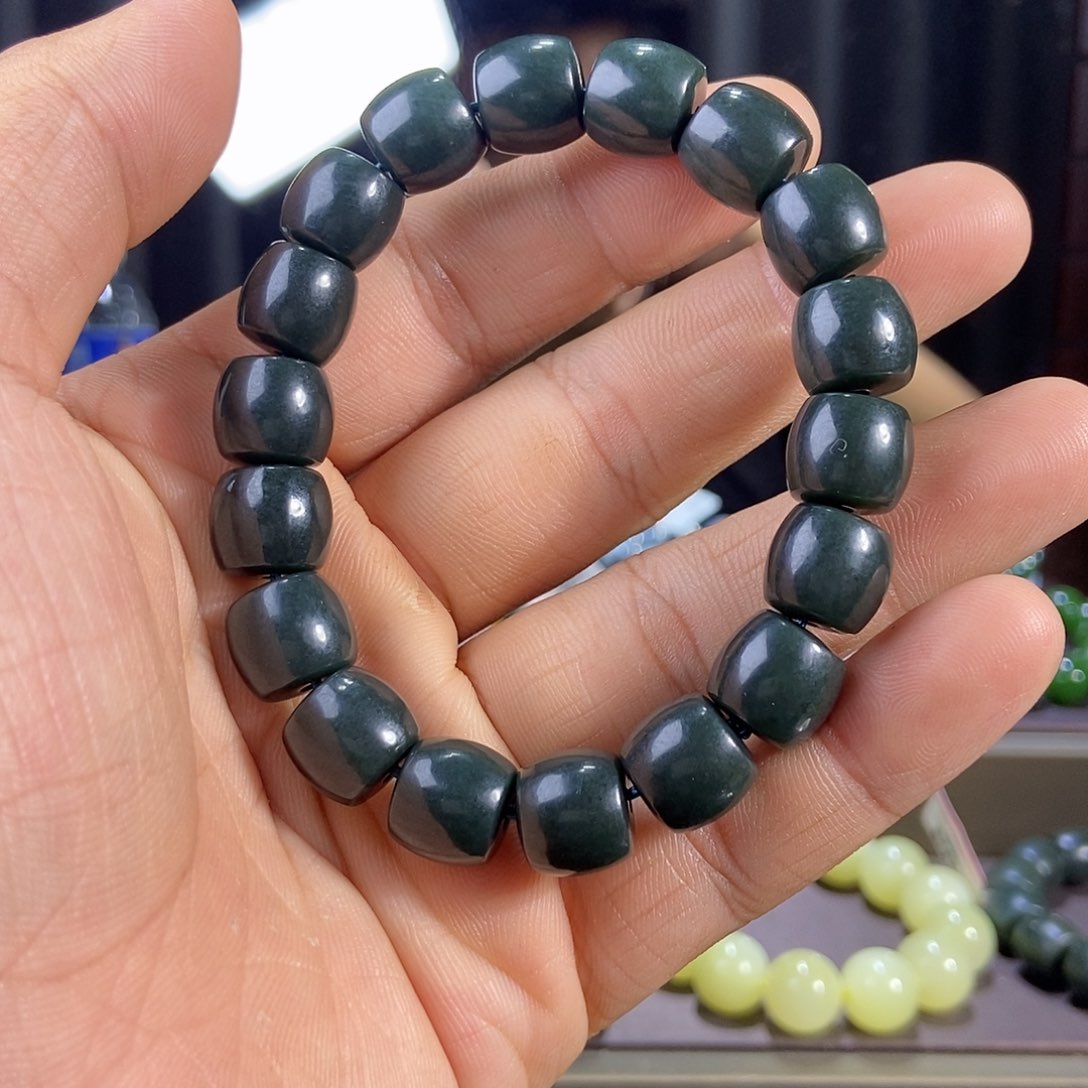 手链未镶嵌和田玉纯天然卡12新疆且末料沙枣青手串多样性发一