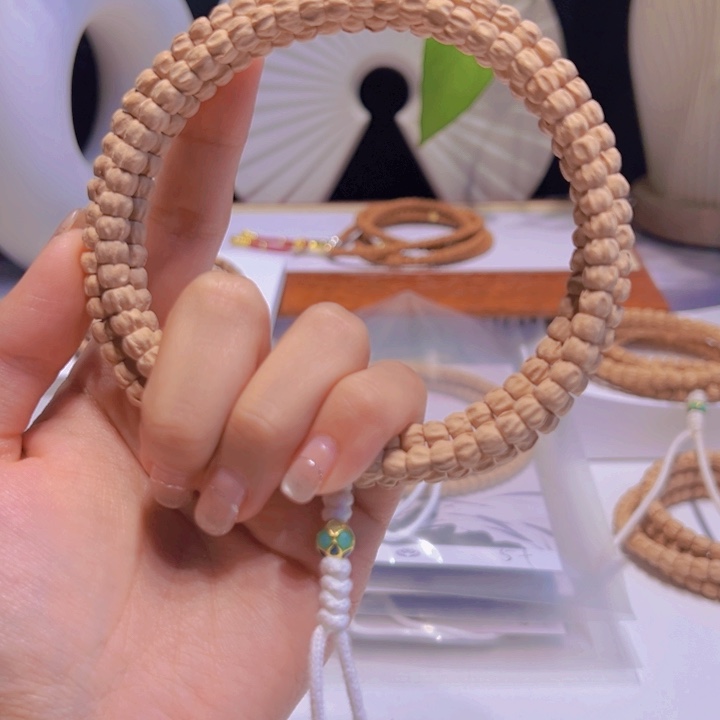 青***云柏香籽/百香籽吊坠