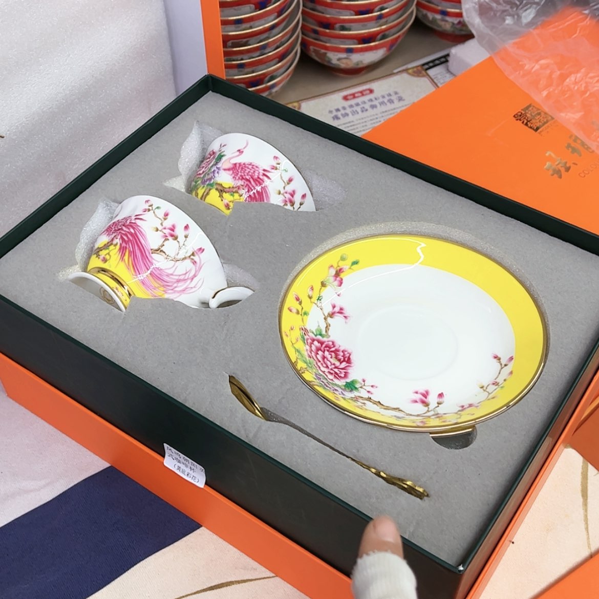 【闪购商品】骨瓷2套………………………………