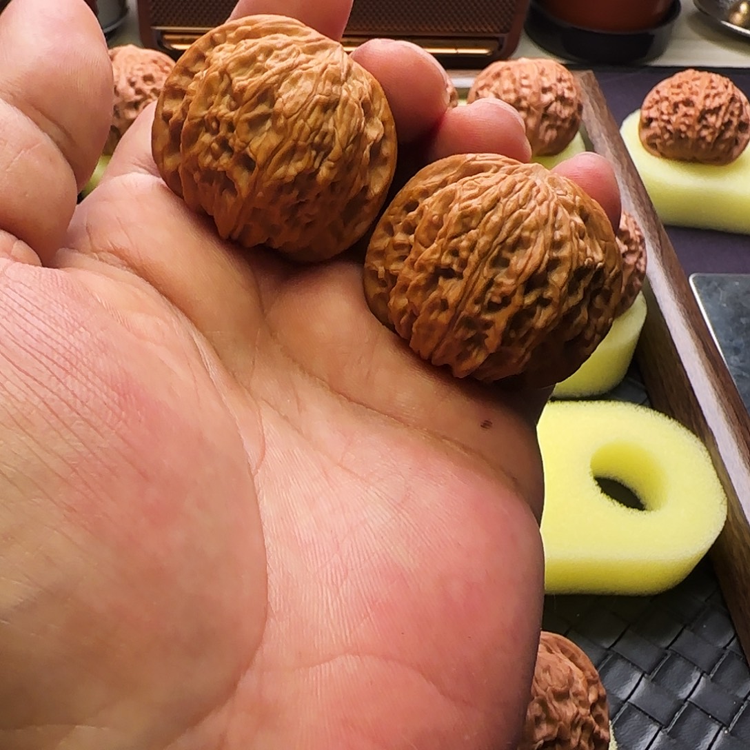 ****.把件文玩核桃磨盘