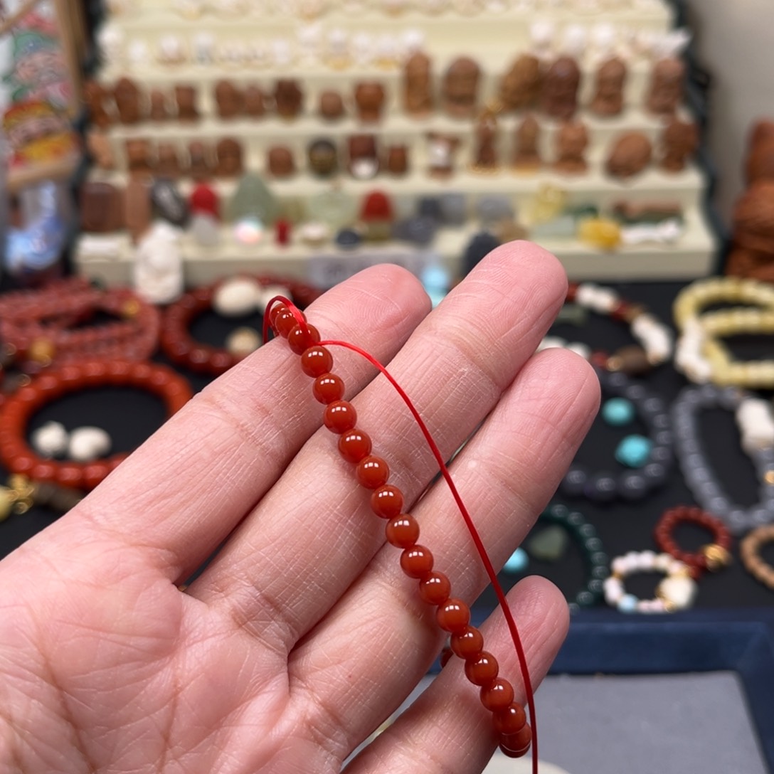 南红玛瑙手串未镶嵌?****?南红珠子