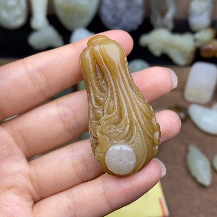 和田玉未镶嵌挂件