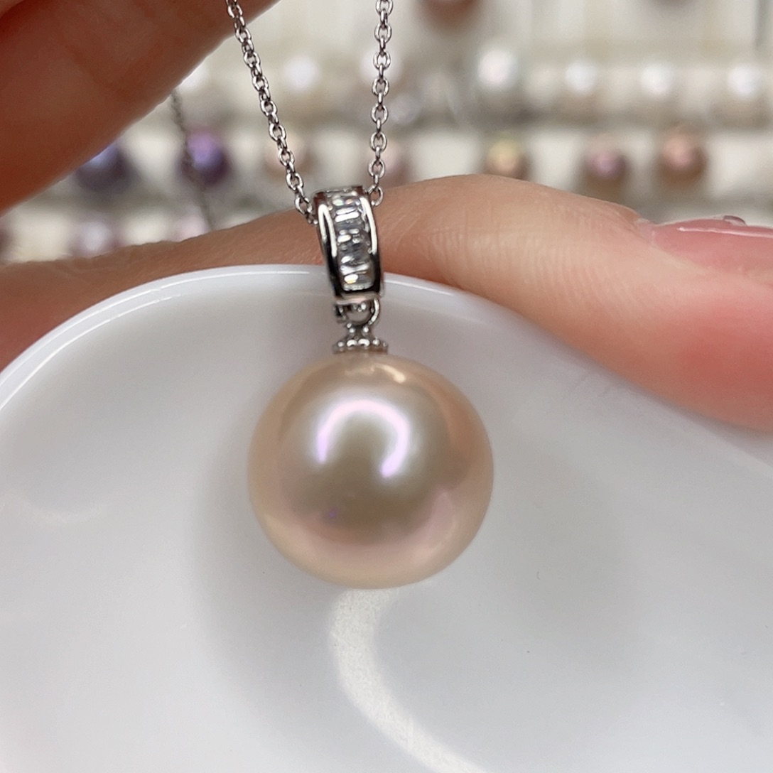 淡水珍珠吊坠(赠链)未镶嵌