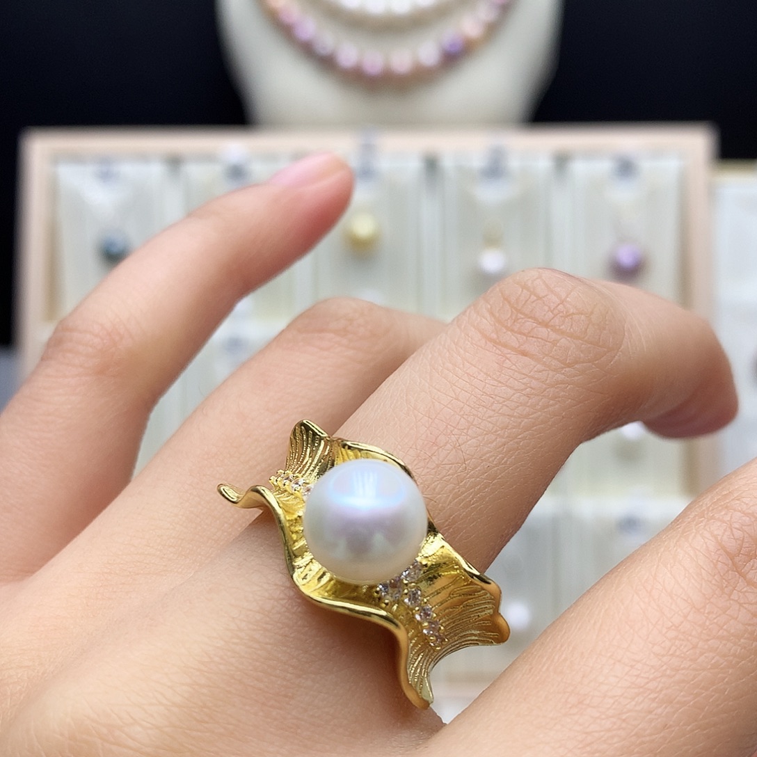 淡水珍珠颈饰合金