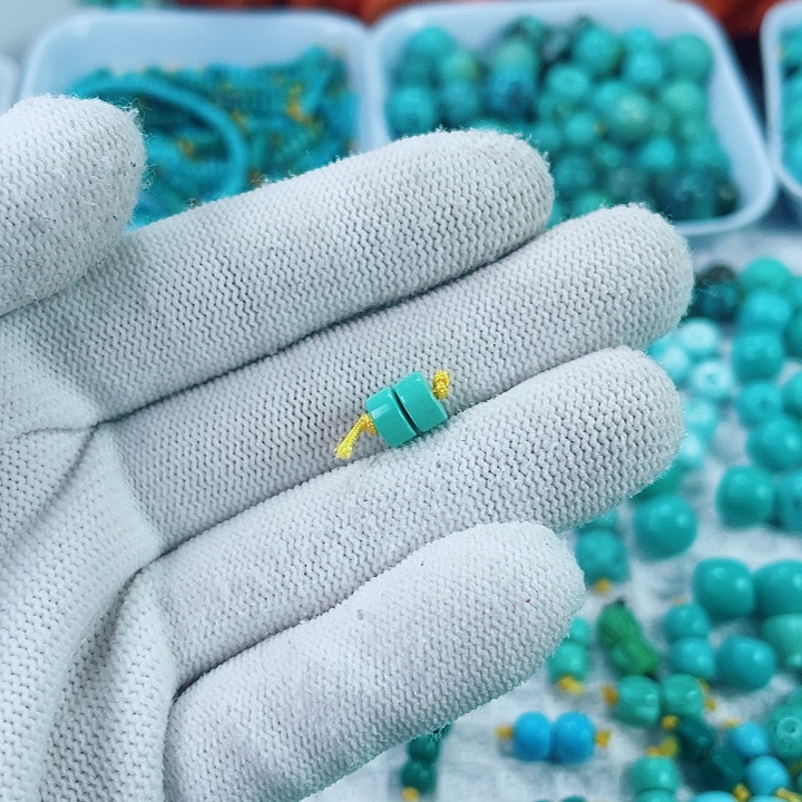 A***郁南红玛瑙未镶嵌珠宝奇石