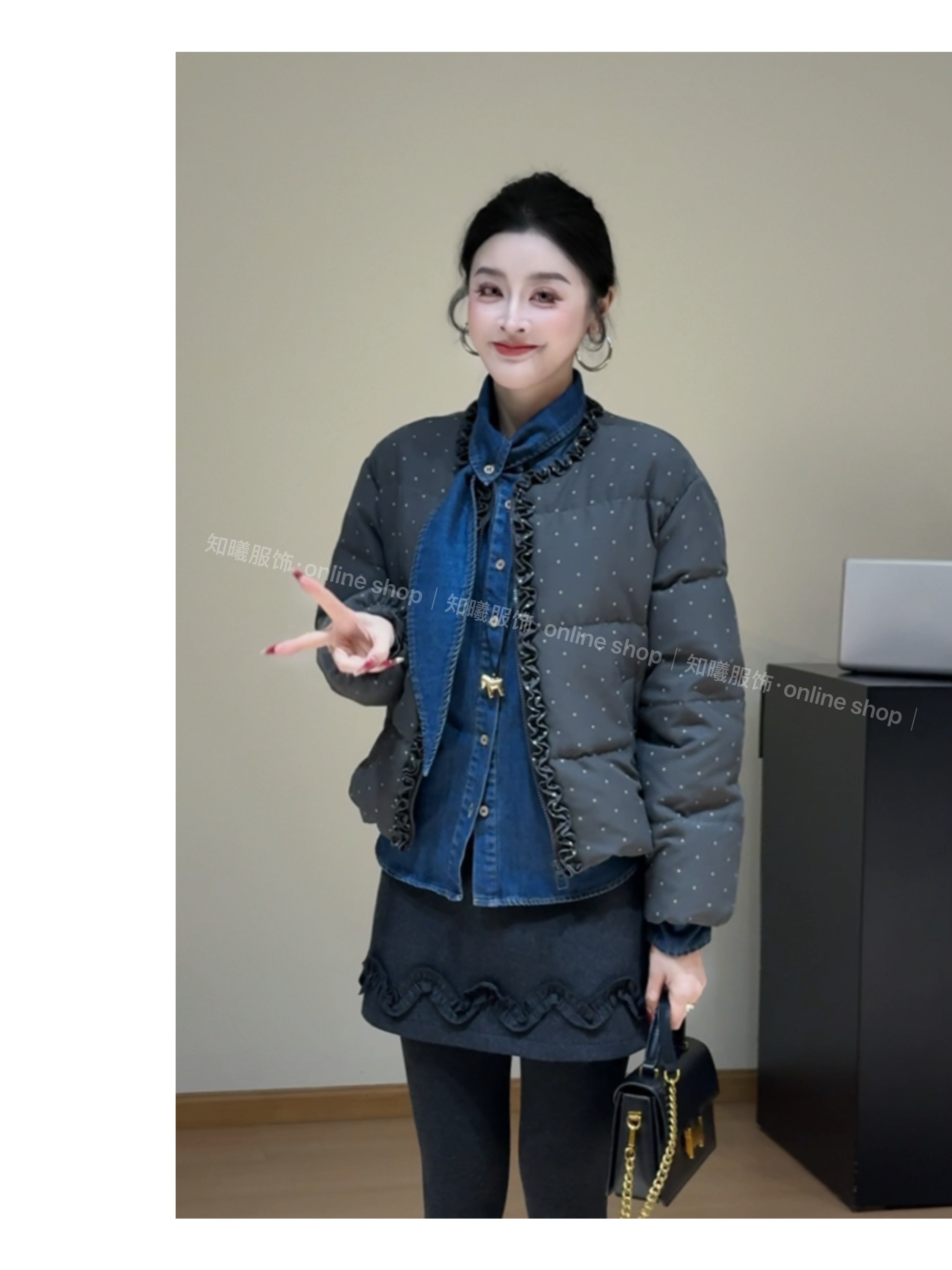 251207【满天星河】冬季新款波点木耳边90白鸭绒设计感短款羽绒服
