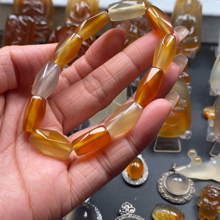 玛瑙/玉髓手串未镶嵌