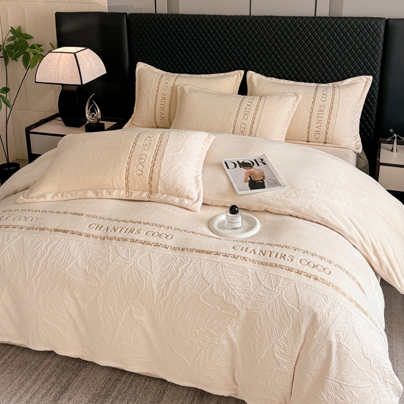 富安娜新款牛奶绒四件套轻奢风1.8m床冬季加厚保暖可机洗床上用品