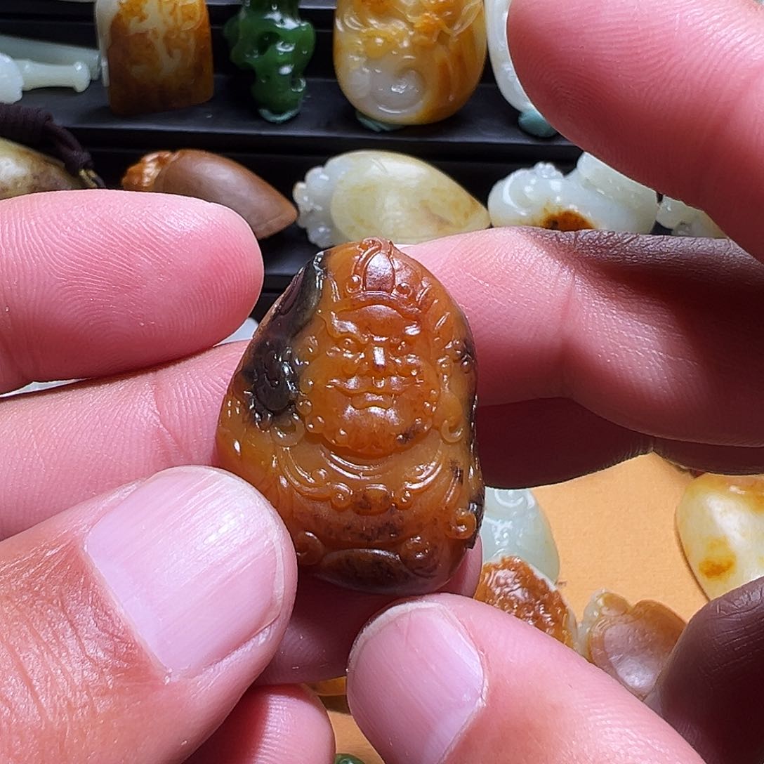和田玉颈饰未镶嵌方*